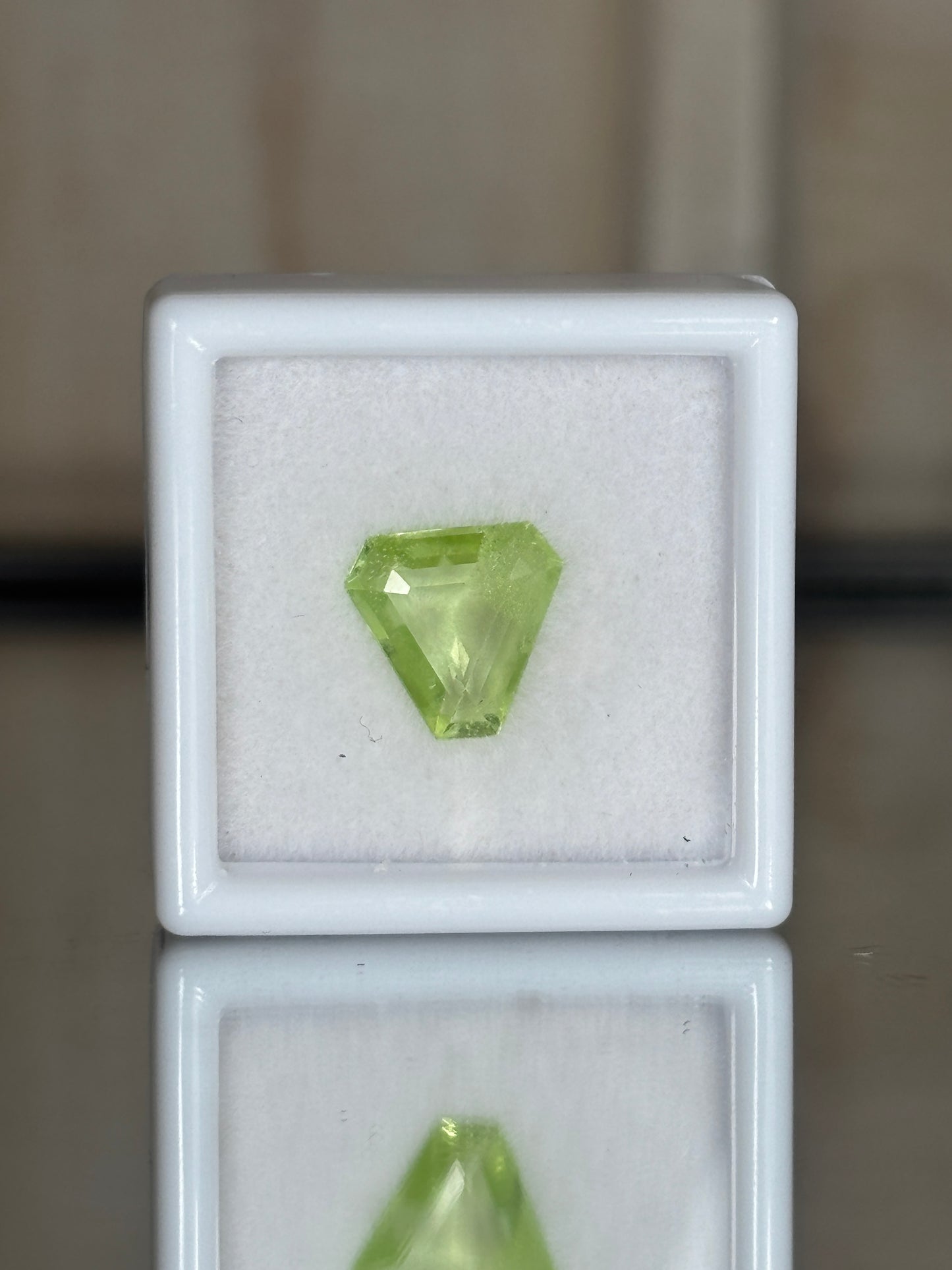 Olivino / Peridot 9 mm