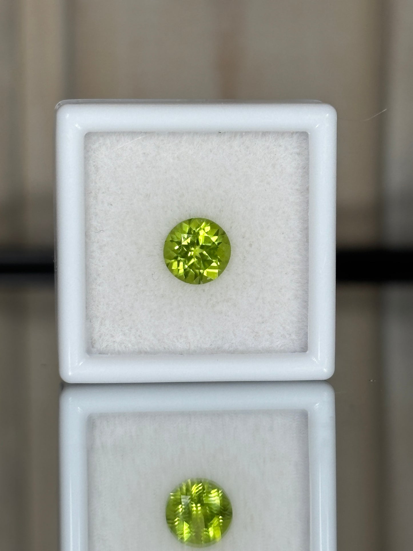 Olivino / Peridot 7 mm