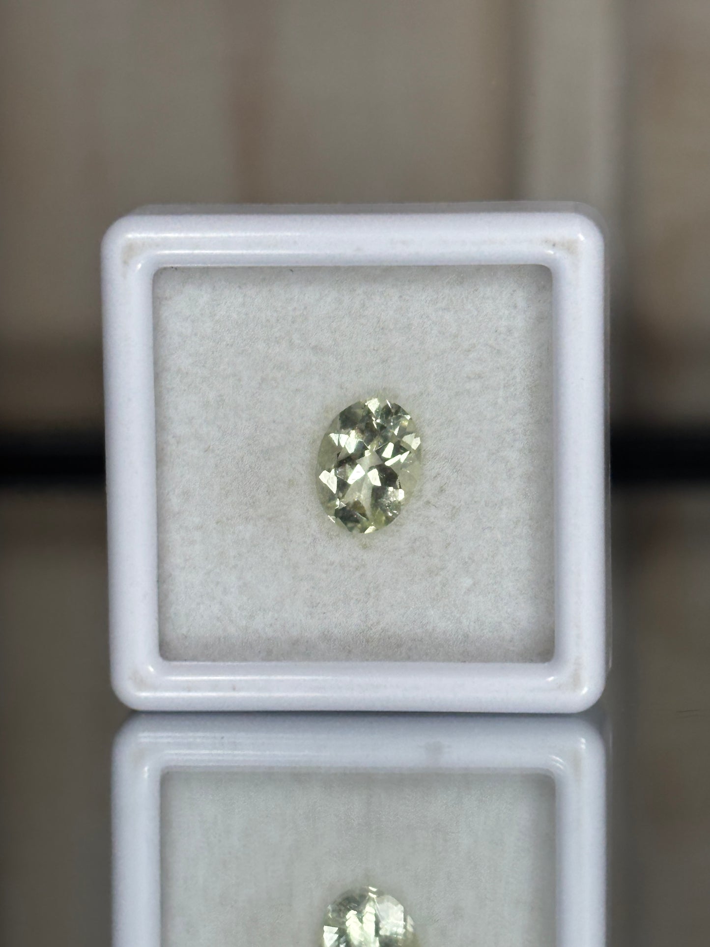 Heliodoro 8x6 mm