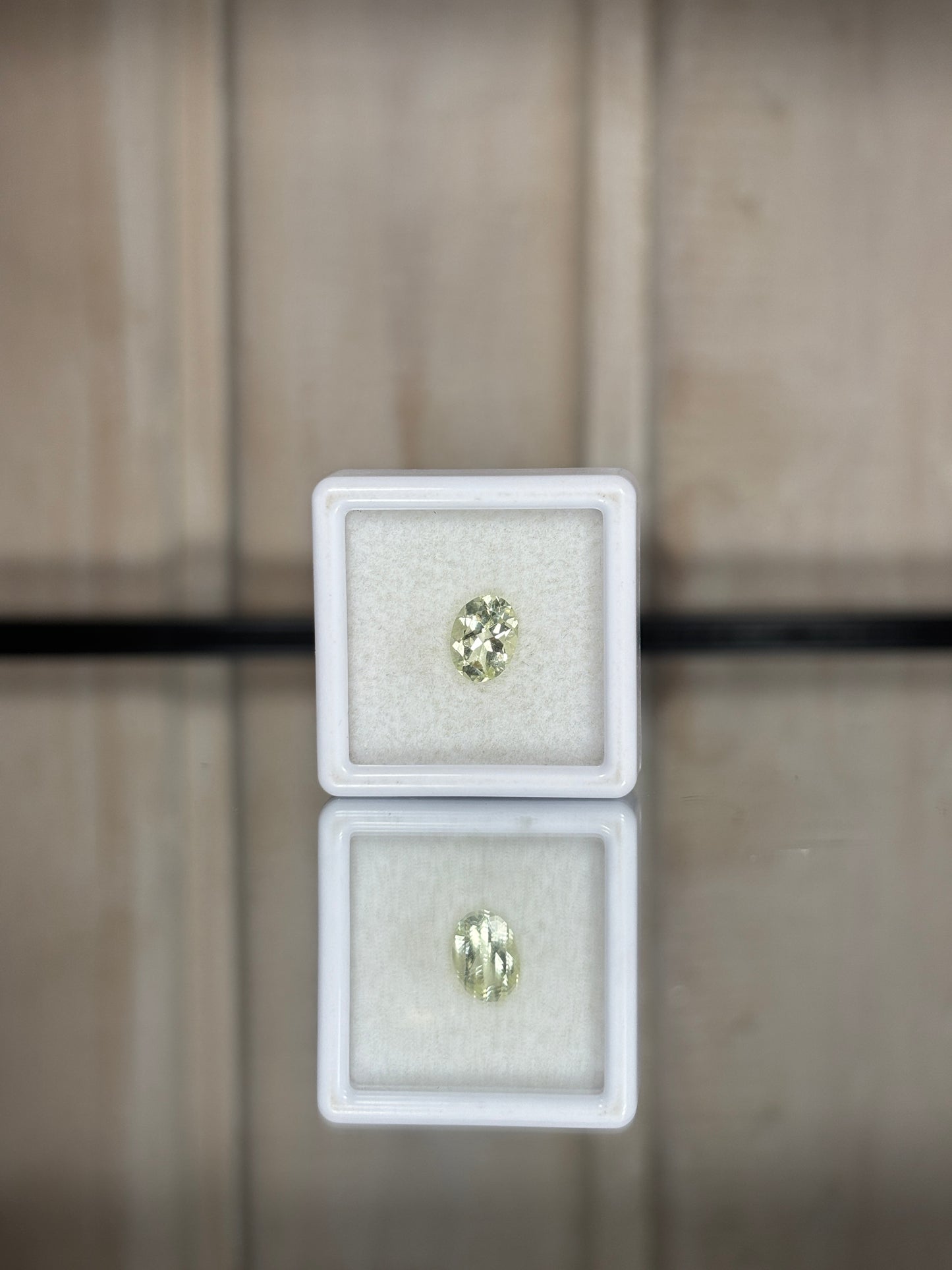 Heliodoro 8x6 mm