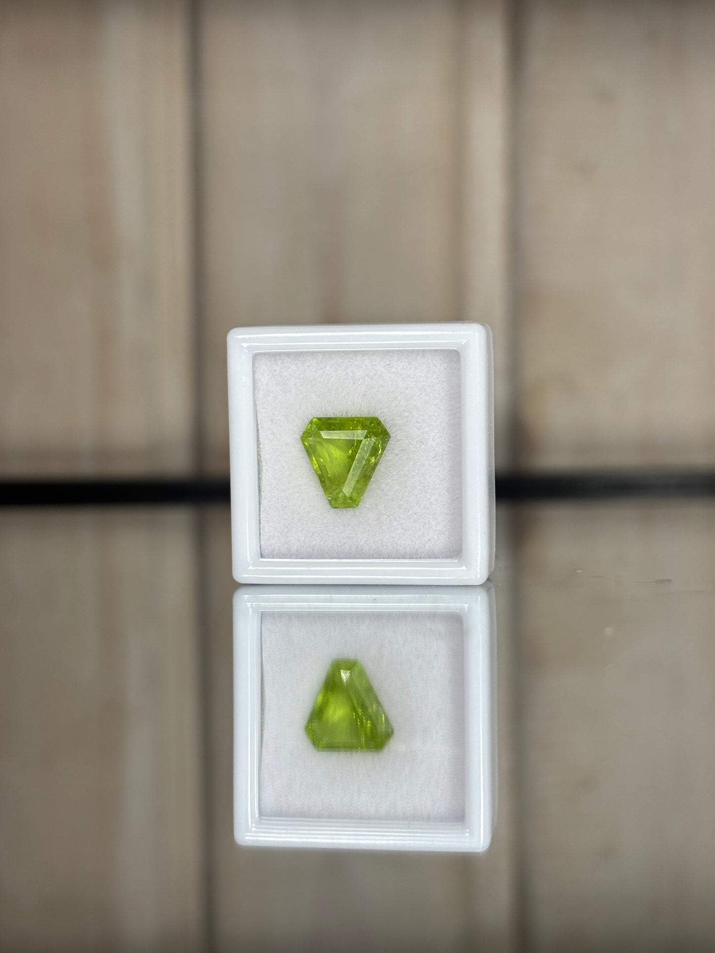 Olivino / Peridot 9 mm